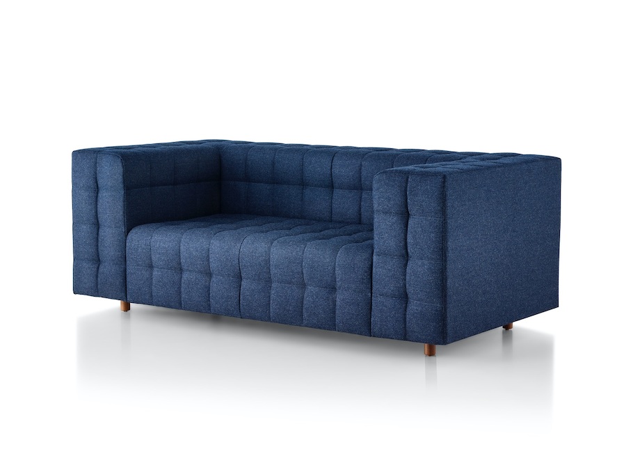 A photo - Rapport Settee–With Arms